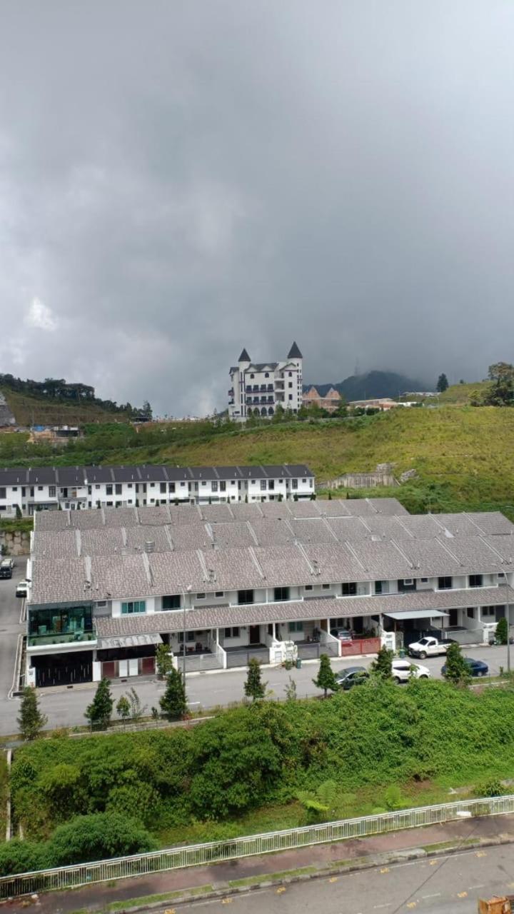Sweet Homestay 3Rm @ Penthouse Apartment In Brinchang Esterno foto